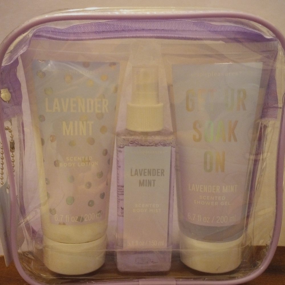 Bath& body an Make up